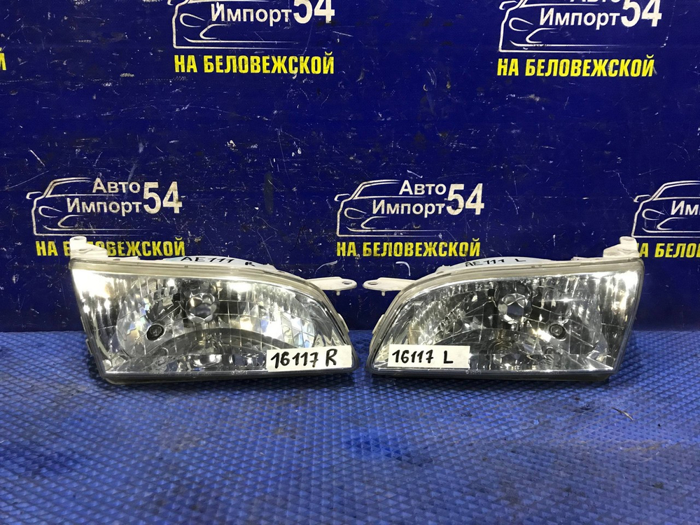 Фара передняя правая TOYOTA COROLLA 1997-2000