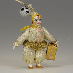 Ёлочная игрушка Гном с подарком