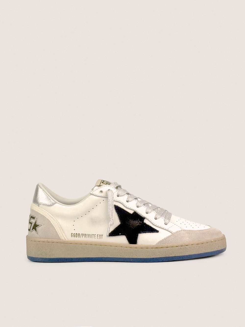 Ball Star in white leather with black star and heel tab