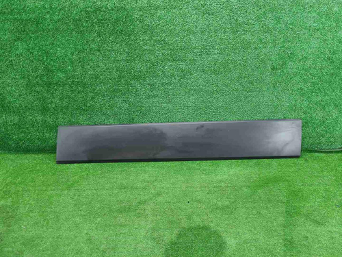 Накладка двери левая VW Crafter (2017-н.в.)