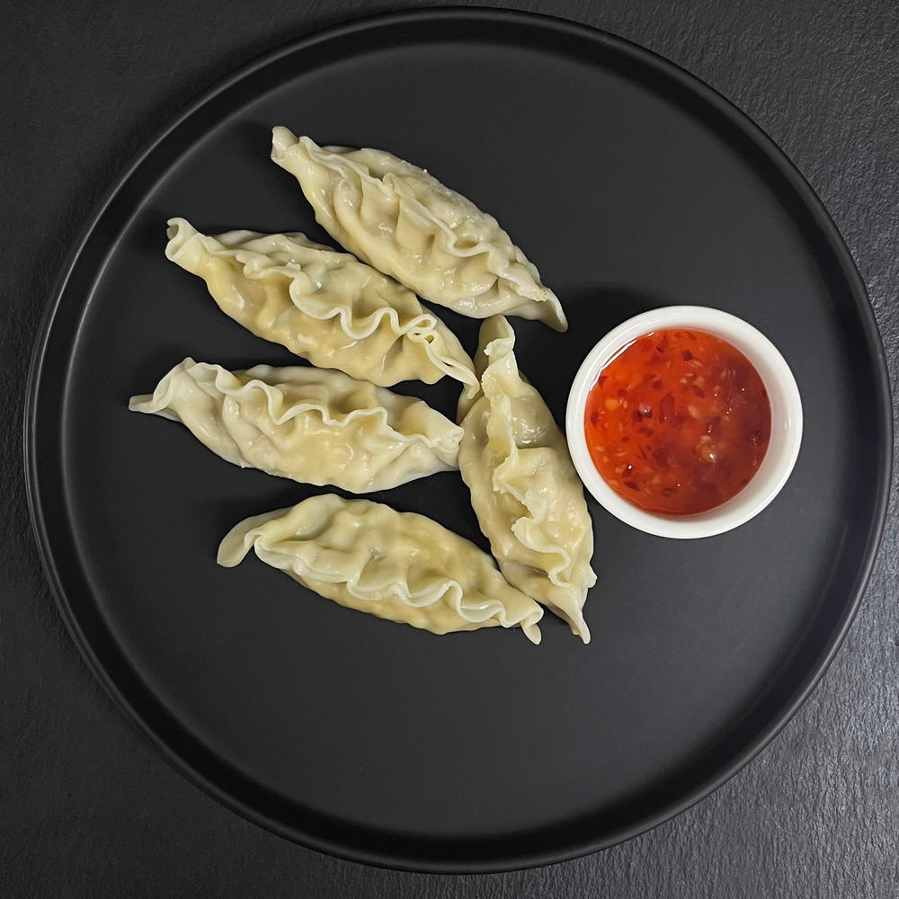 Гёдза варёные с курицей