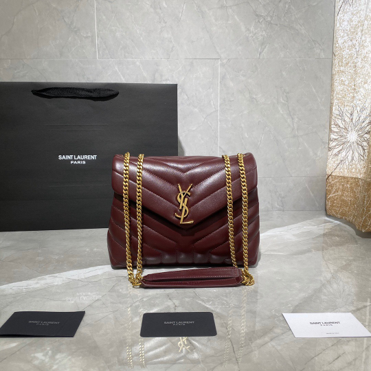 Saint Laurent Loulou 25 cm