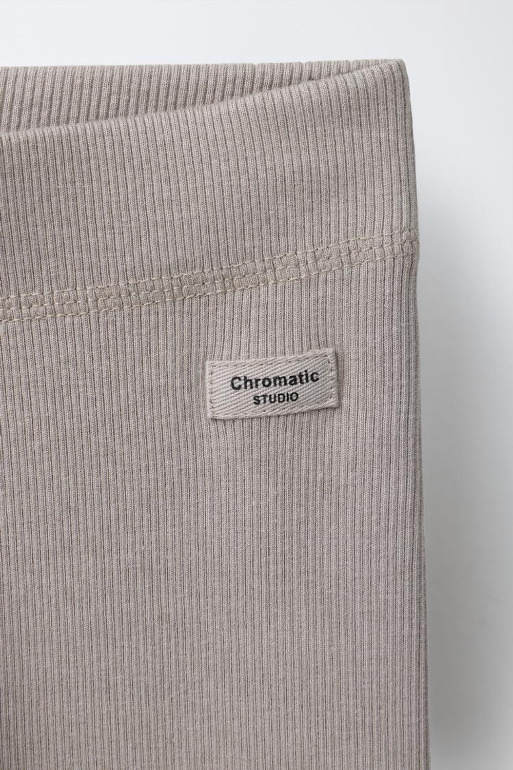 ZARA ЛЕГИНСЫ В РУБЧИК ИЗ МОДАЛА С ЭТИКЕТКОЙ, СЕРО-КОРИЧНЕВЫЙ