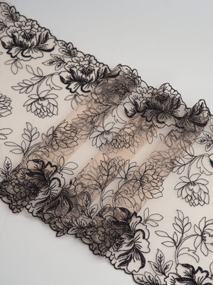 Вышивка на сетке бежевая с черным неэластичная ширина 20 см ОТРЕЗЫ