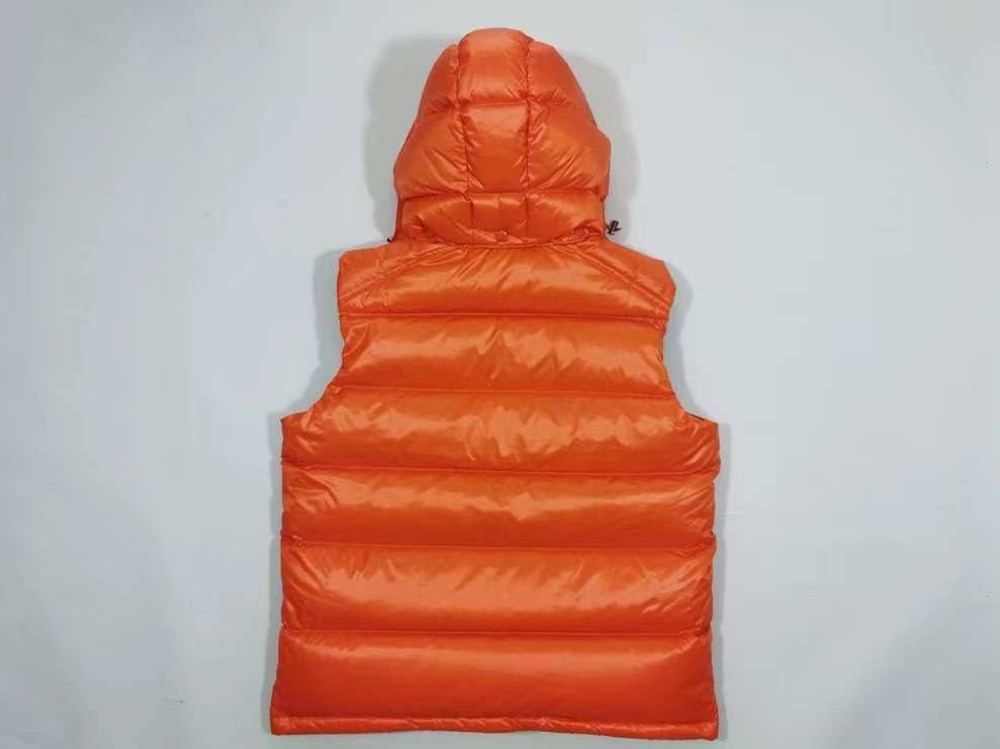 Безрукавка Moncler