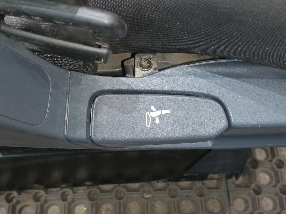 Сиденье пассажирское механическое 2019г