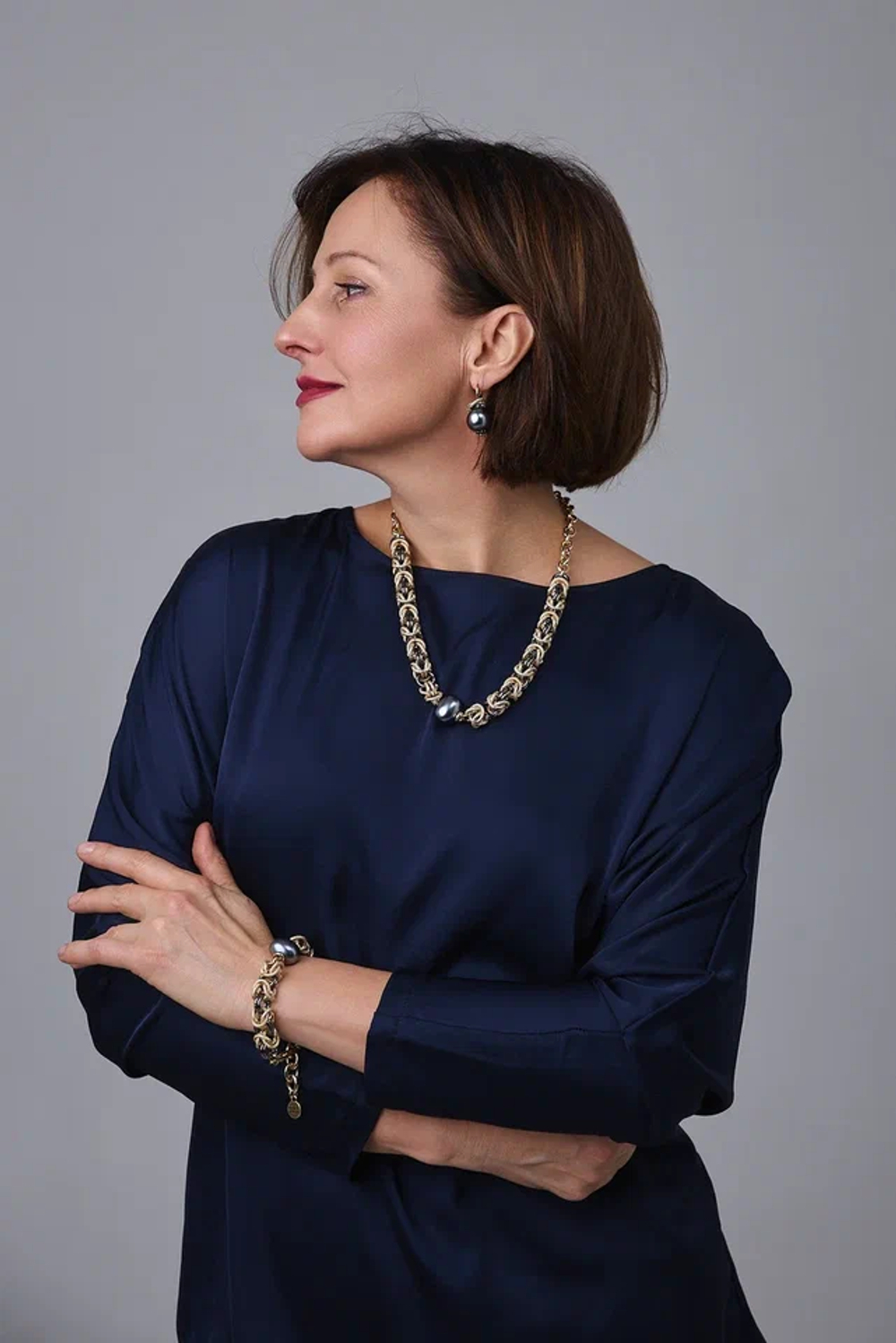 Браслет Византия биколор: золото и графит с темно-серой плоской жемчужиной