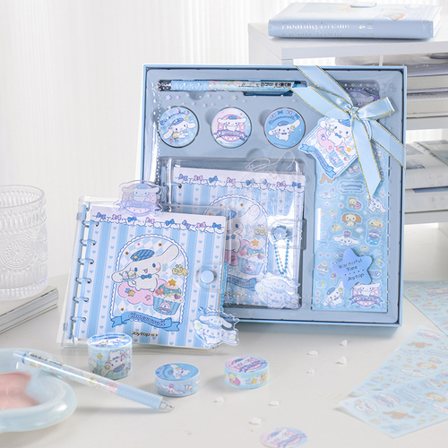 Канцелярский подарочный набор "SANRIO GIFT"