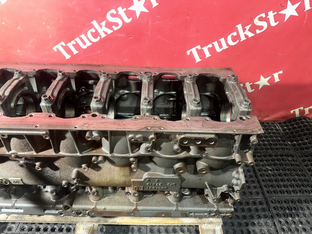 Блок цилиндров двигателя MX340U1 EURO-5