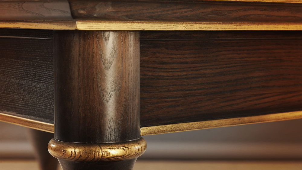 Стол «Буржуа» из массива