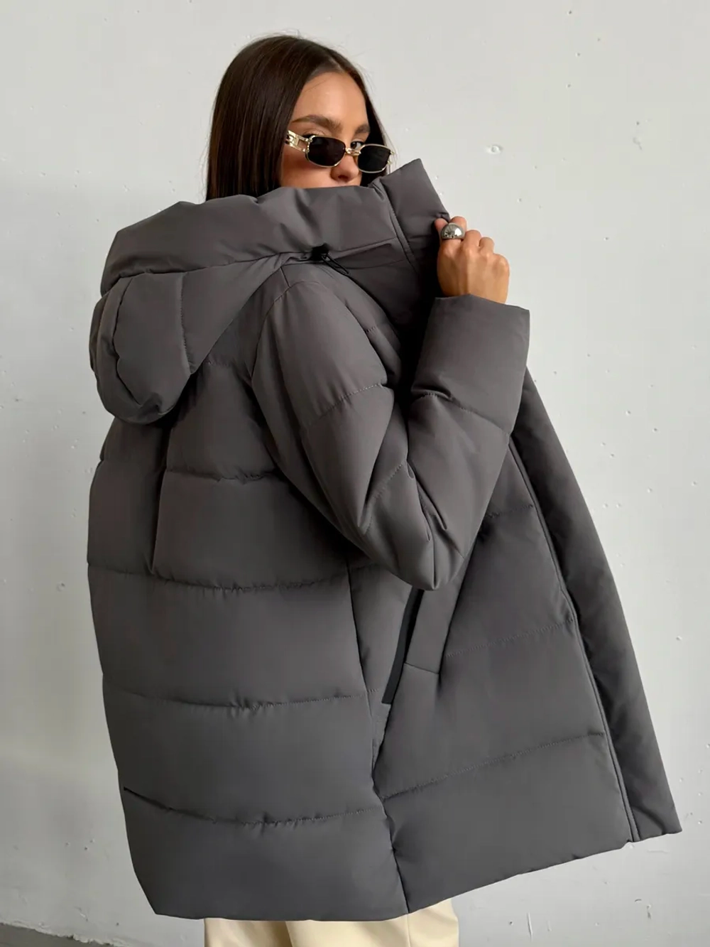 Куртка демисезонная удлиненная с капюшоном