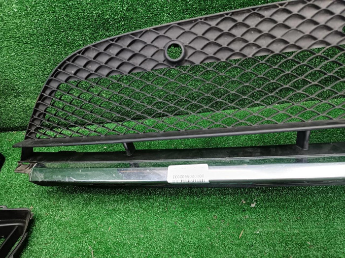 Решетка переднего бампера Mercedes GLC X253 (2015-2019) AMG