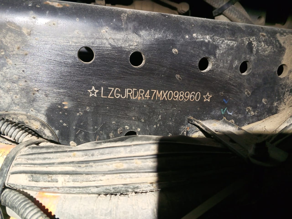 Shacman (Shaanxi) SX* 6x4 Самосвал SX3258DR384 (Дизельный, 9,7 л, 336 л.с., МТ)