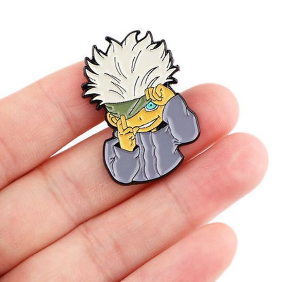 Значок металлический Годжо Сатору, Магическая битва, 3,8х2,5см