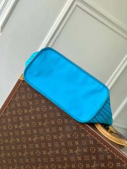 Louis Vuitton Neverfull Inside Out MM
