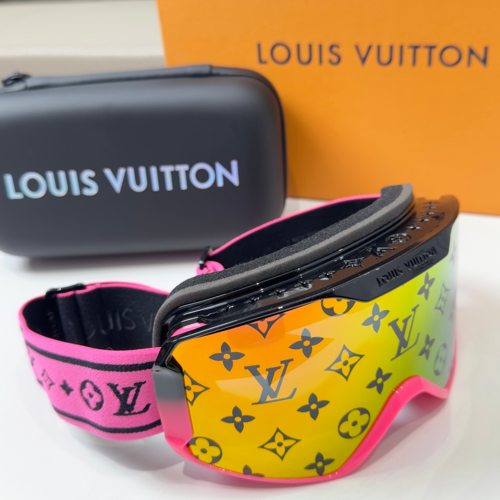 Louis Vuitton Snow Mask (4 colors)