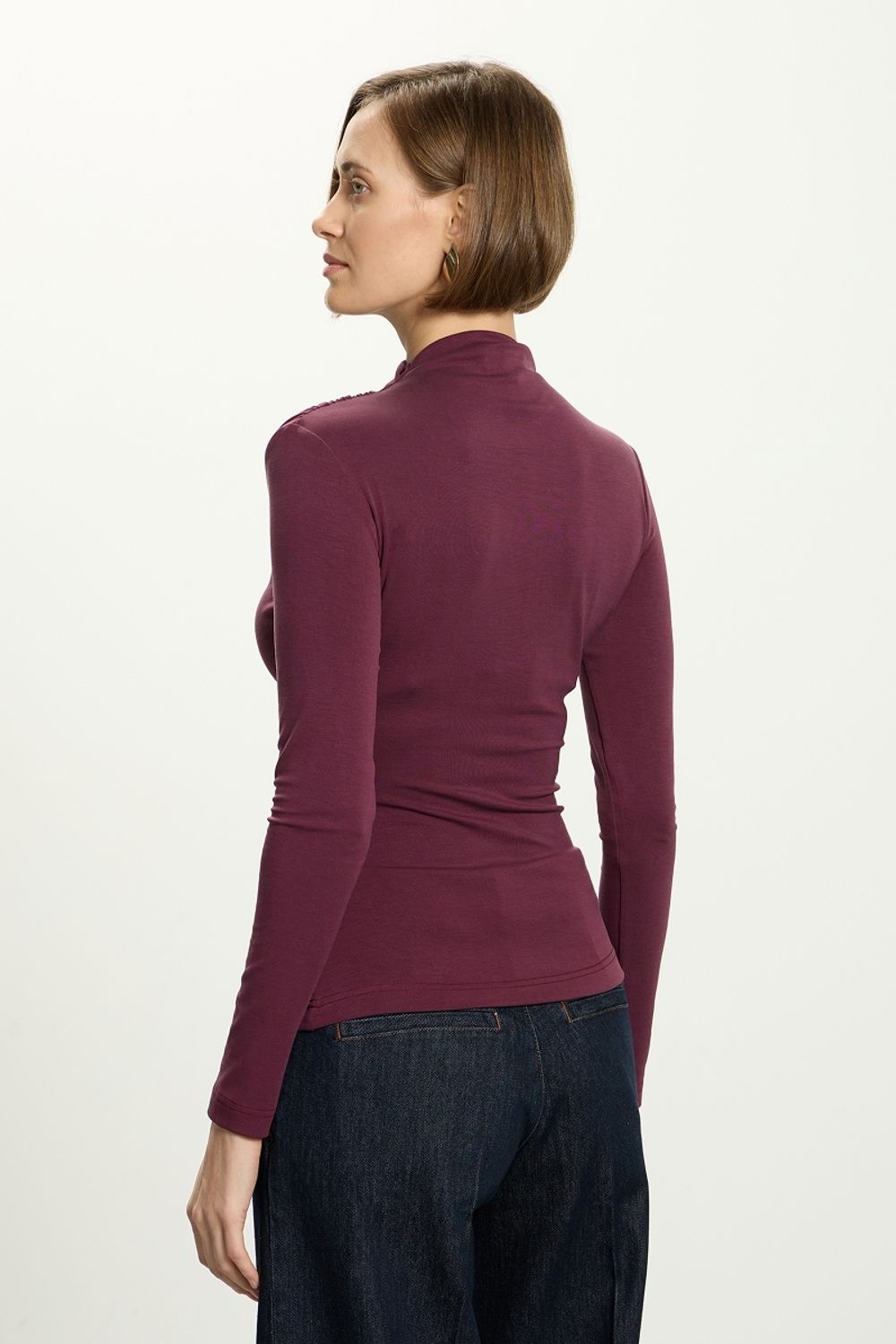 Лонгслив с драпировкой бордовый