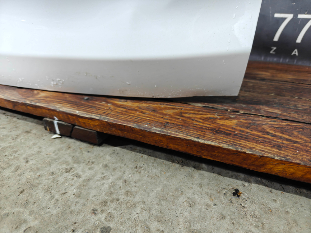 Крышка багажника Москвич 3 22-нв Б/У Оригинал 6301010U3480E