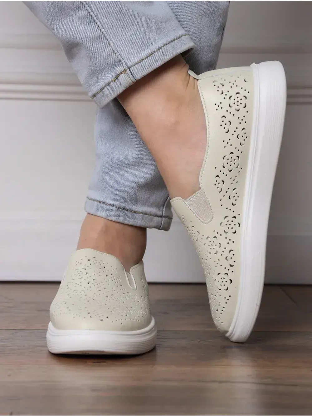 Мокасины летние с перфорацией