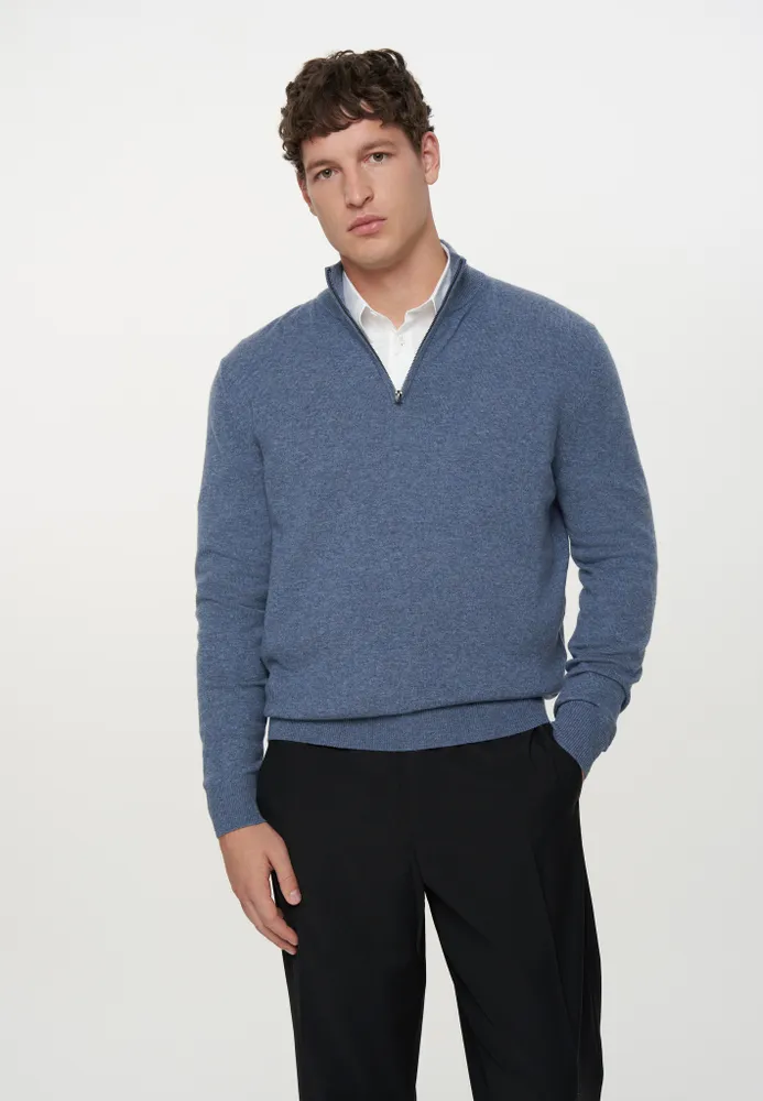 Синий свитер из baby cashmere с воротником
