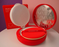 Тональный кушон с матовым финишем. Missha Тон 21 Velvet Finish Cushion SPF50+ PA+++№21 15 гр.