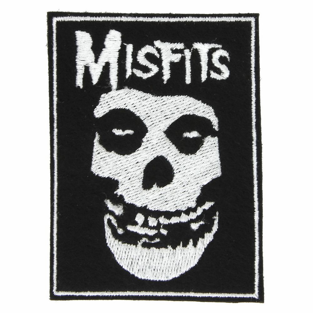 Нашивка с вышивкой группы Misfits