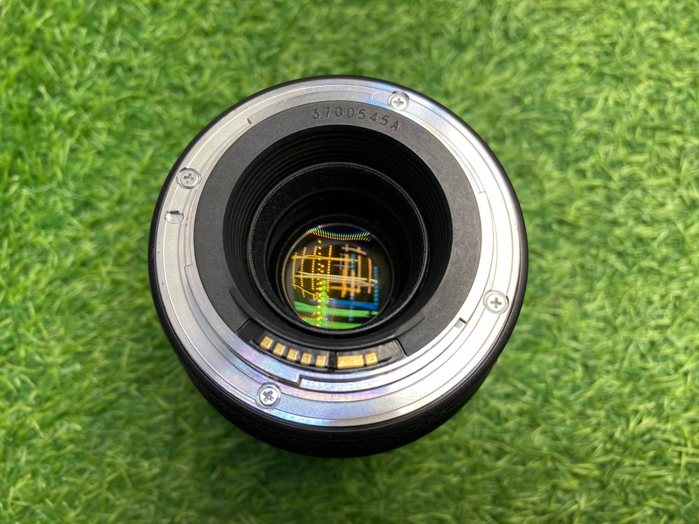 Canon EF 100mm 2.8 Macro USM
