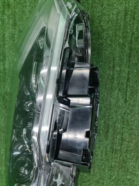 Фара правая Nissan X-Trail T32 (2017-2022) LED