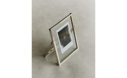 Zara Home Фоторамка из стекла, цвет серебристый, 13.4 см
