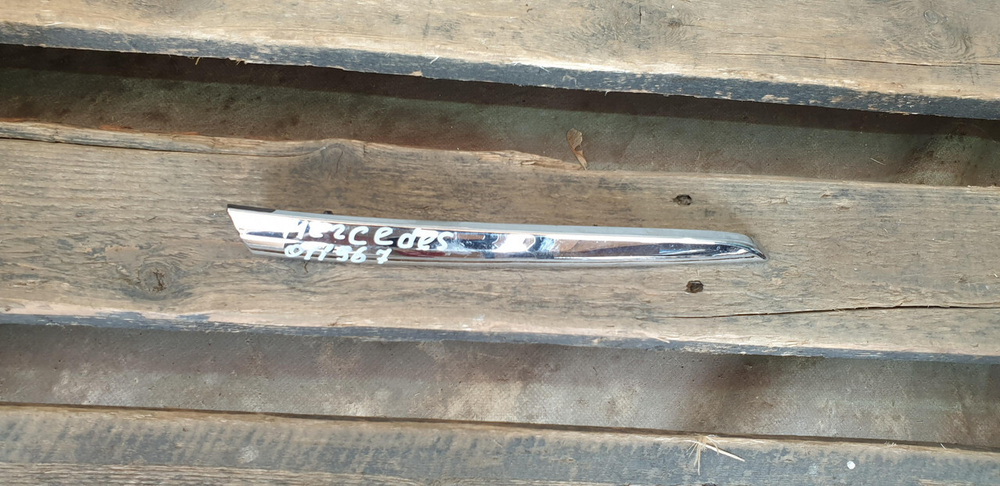 Молдинг крышки багажника левый GLC (C253) Coupe 16-23 Б/У Оригинал A2537430500