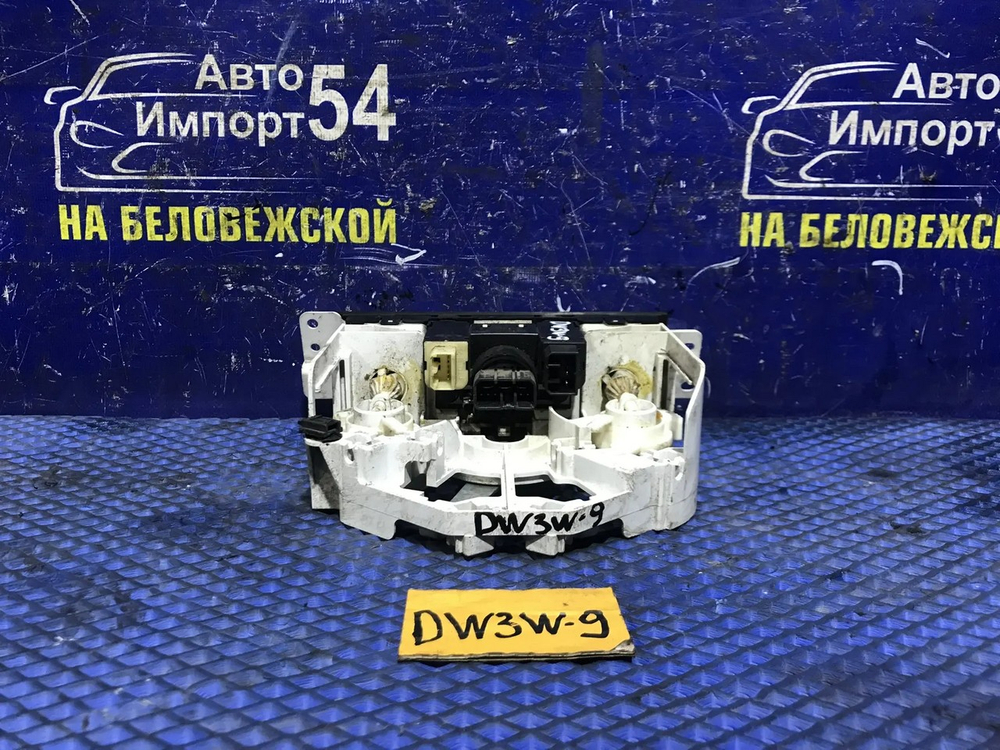 Блок управления климат-контролем MAZDA DEMIO 2000