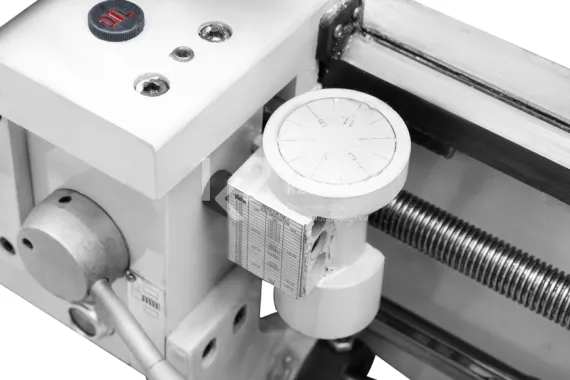 Токарный станок SGSK CZ1340G/1