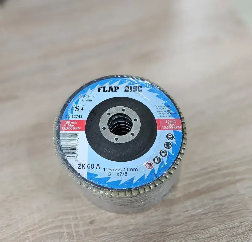 Круг лепестковый торцевой 125 x 22.23; P60