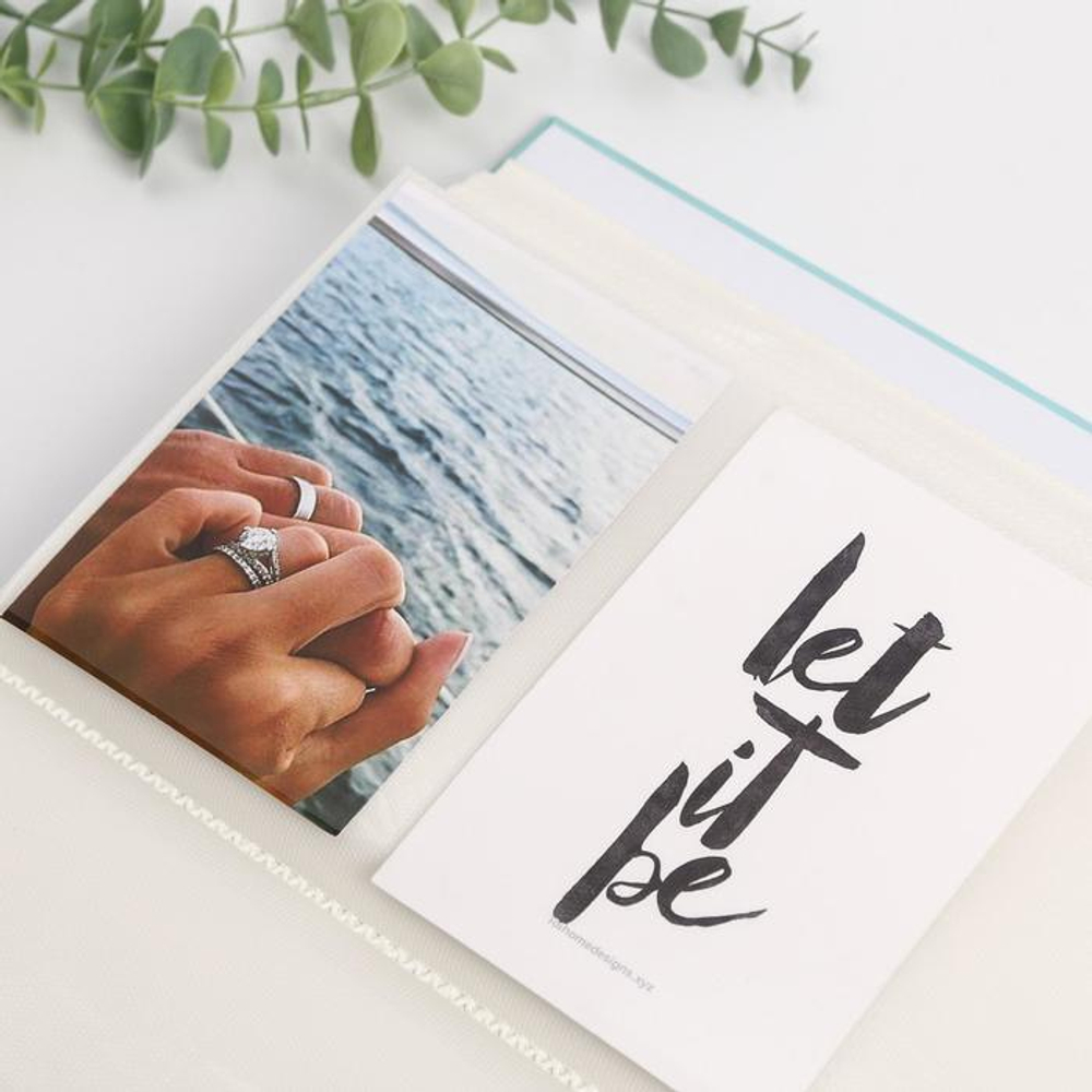 5364418 Фотоальбом на 300 фото «Люби, смейся, живи!»