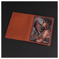 Кожаная обложка на паспорт «Шаманка» (фигура)