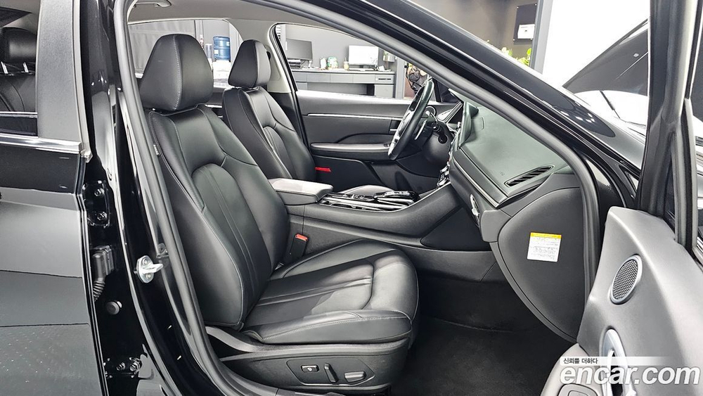 Hyundai Sonata Hybrid (DN8) Premium (12.2020)