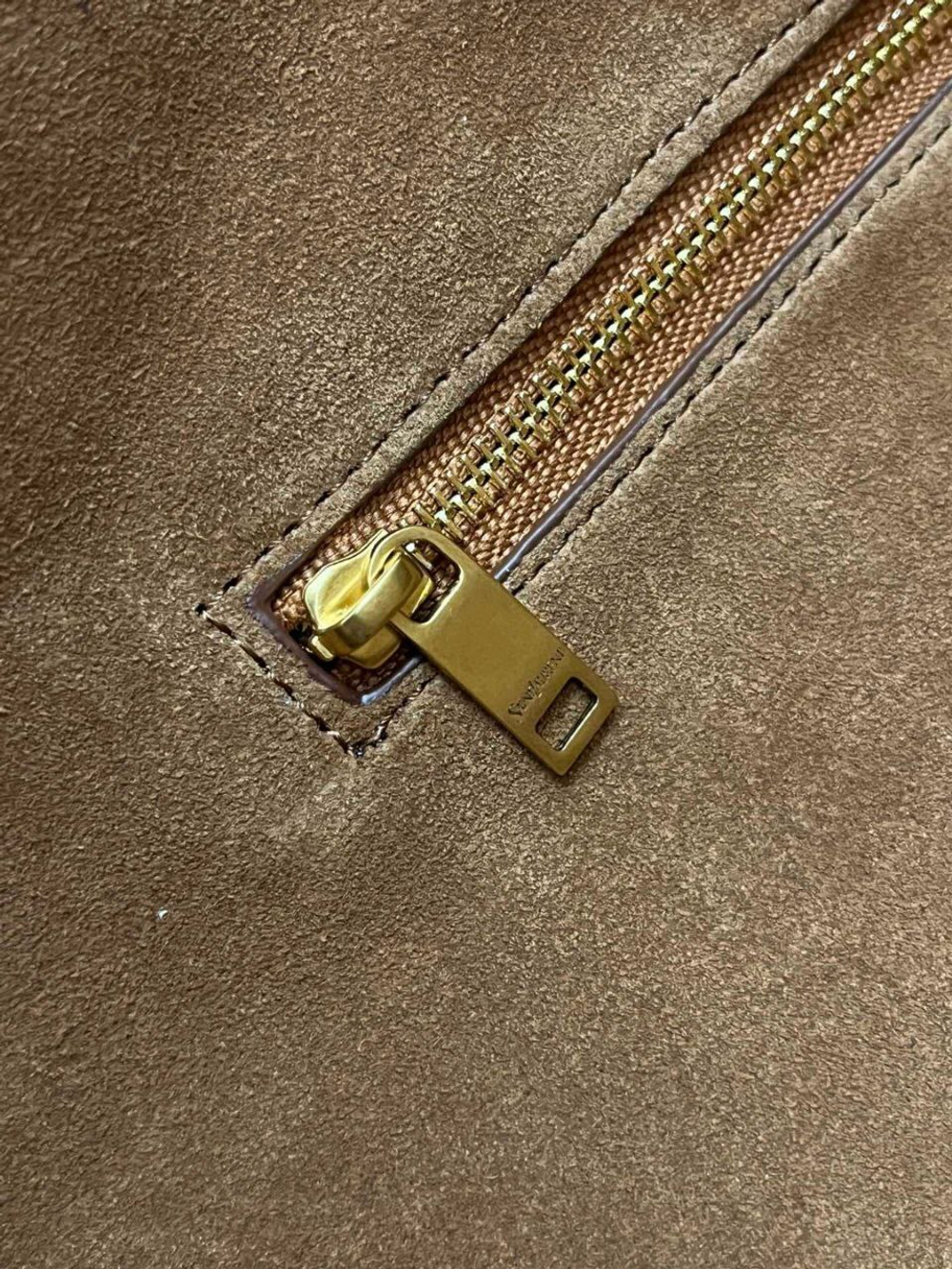 Сумка Yves Saint Laurent