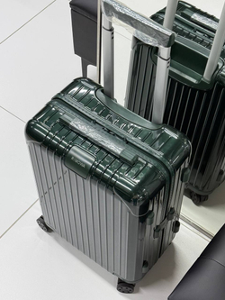 Чемодан Rimowa