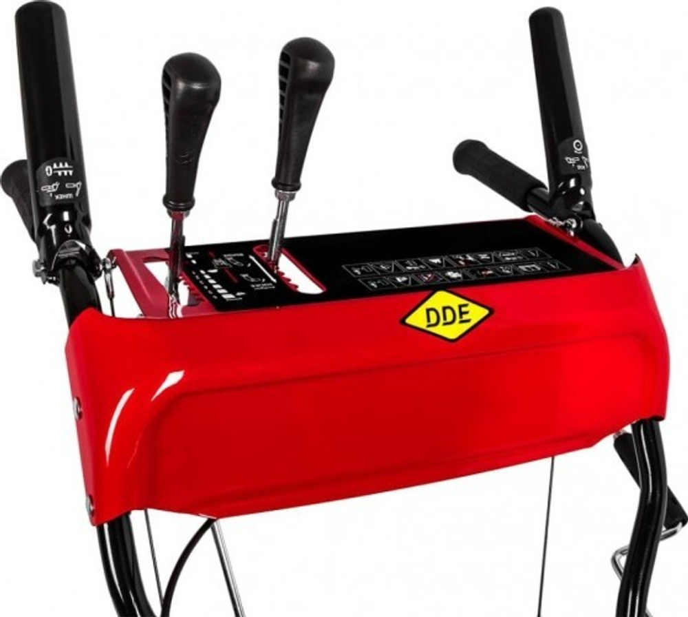Снегоуборщик бензиновый DDE ST7067