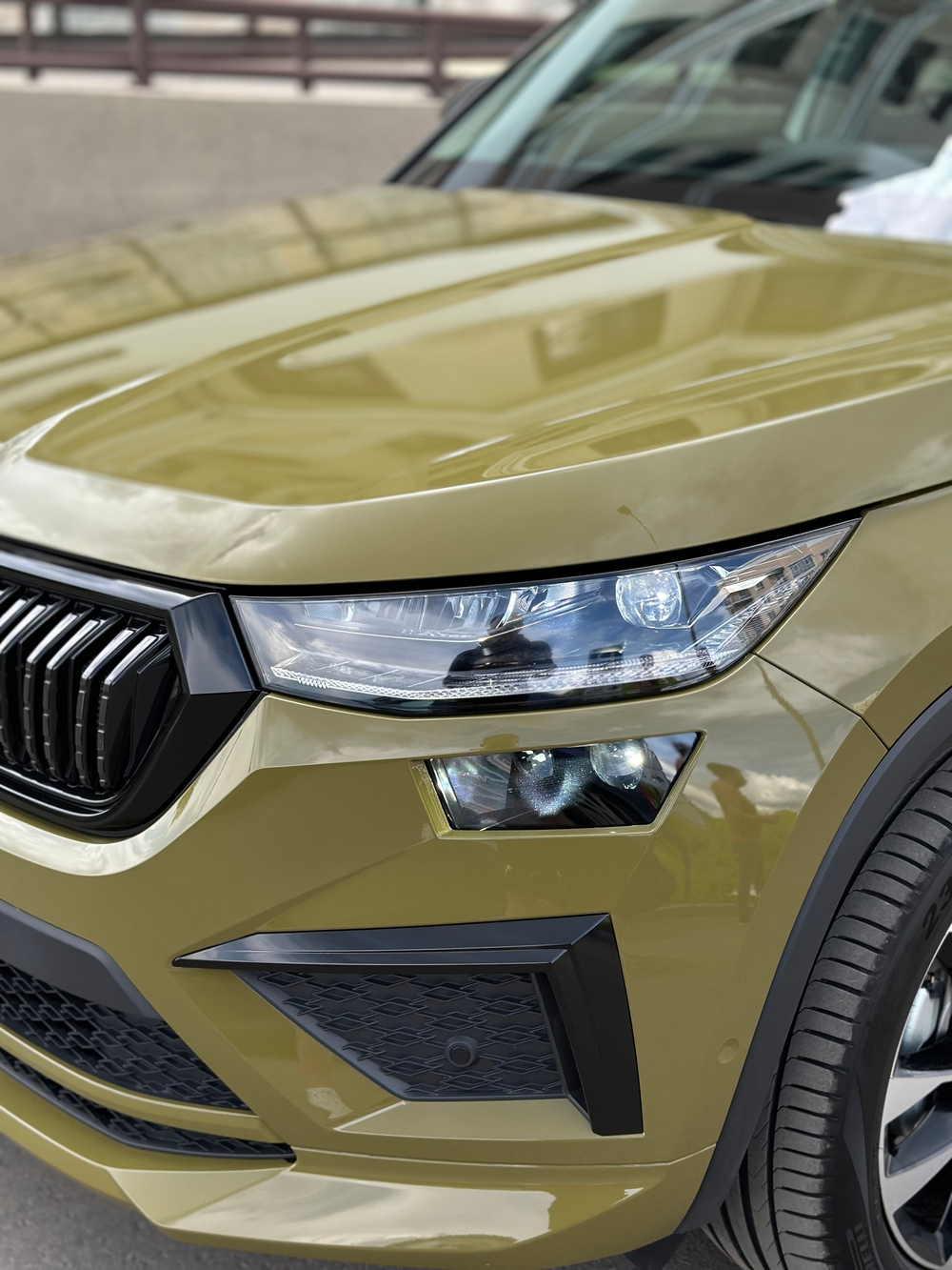 Оклейка цветным полиуретаном