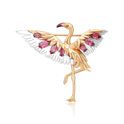 Брошь «Розовый фламинго» из комбинированного золота с гранатми и эмалью
