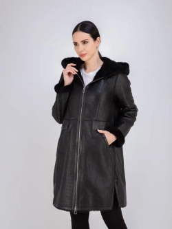 Дубленка зимняя натуральная с капюшоном