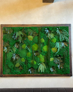 Панно из стабилизированных растений и мха