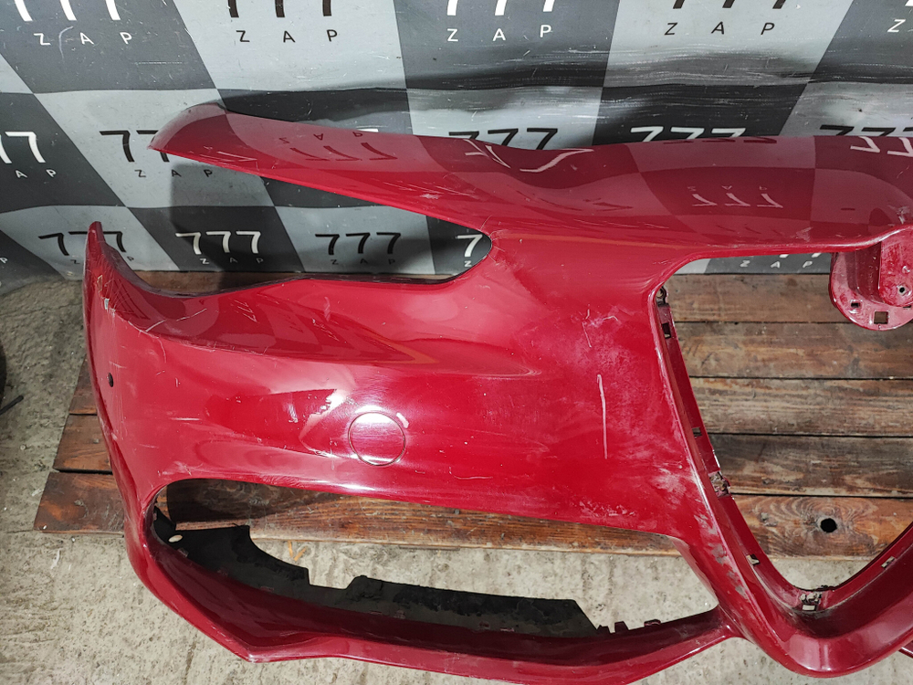 Бампер передний Alfa Romeo Giulia 15-нв Б/У Оригинал 68335409AA
