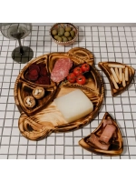 Деревянная менажница с ручками из кедра