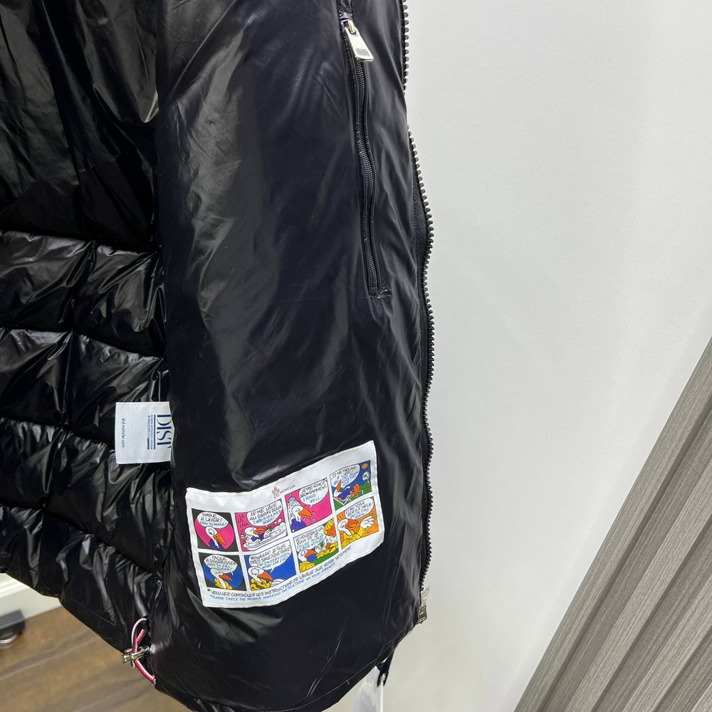 Пуховик Moncler