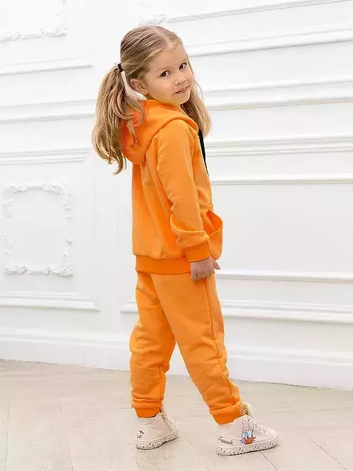 Детский оранжевый спортивный костюм с начесом