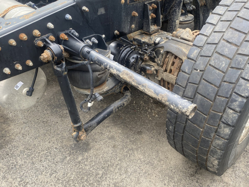 Кронштейн крыла заднего задняя часть 2023г