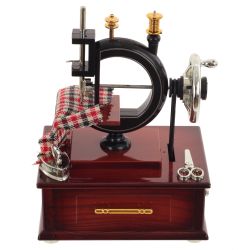 GAEM Изделие декоративное "Швейная машинка" (музык.), L14,5 W12 H19,5 см