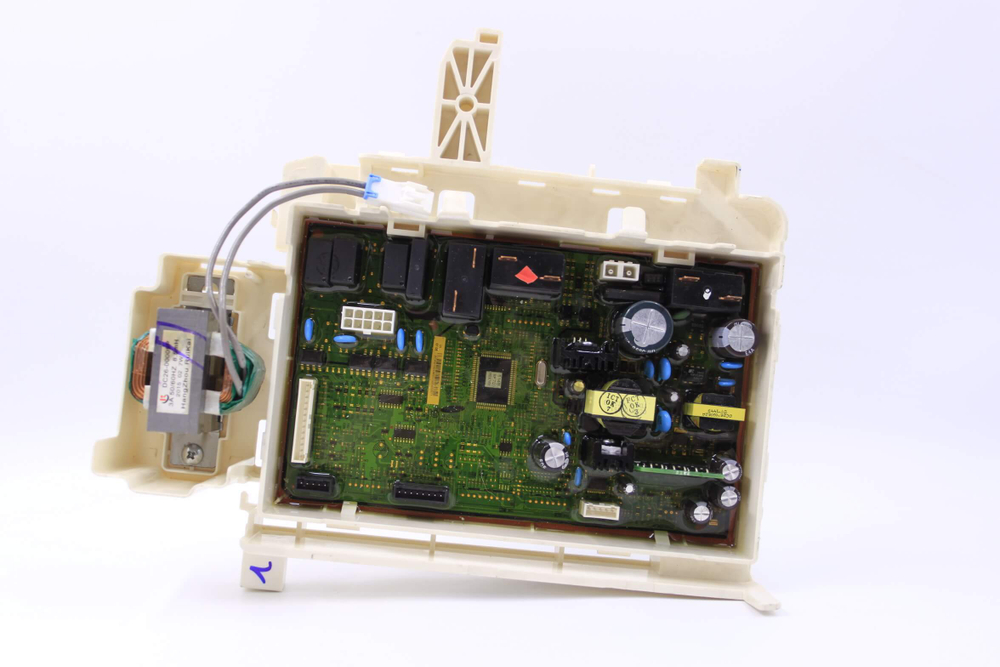 Модуль управления стивальной машины Samsung WD806U2GAWQ (в сборе с пластиком)